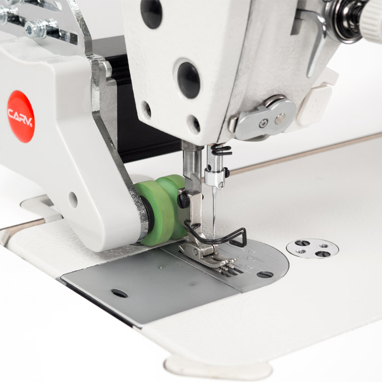 Automatic long arm lockstitch machine with puller - complete sewing machine