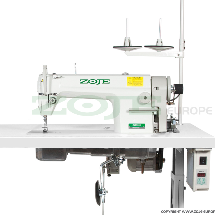 Lockstitch machine for heavy materials with large hook - machine head