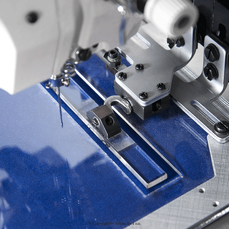 Pattern sewing machine with flip function - machine head