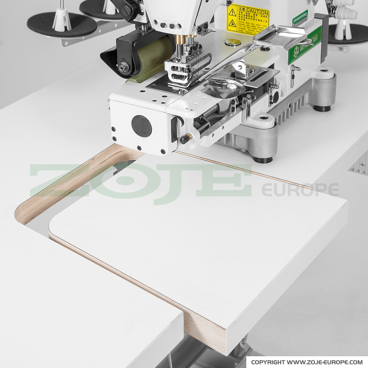 4-needle cylinder double chainstitch machine with folder and puller for tape binding - complete machine