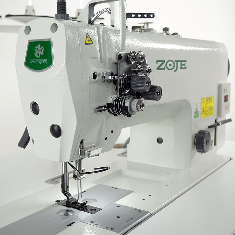 Two needle lockstitch sewing machine for light and medium materials with large hooks and in-build AC Servo motor - set