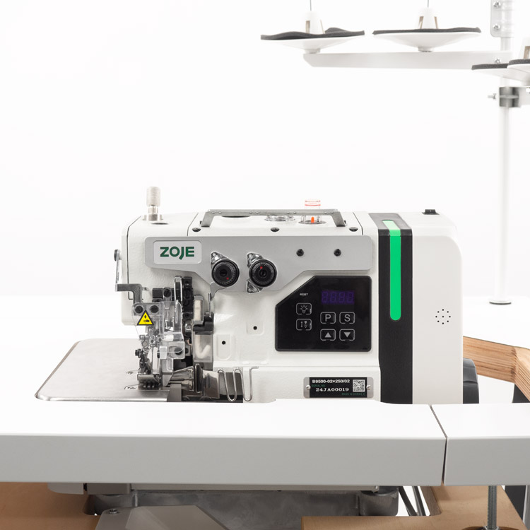 ZOJE B9500-02x250-02 SET - 4-thread, mechatronic double chainstitch overlock machine with needles positioning - complete machine - 2 4-thread, mechatronic double chainstitch overlock machine with needles positioning - complete machine