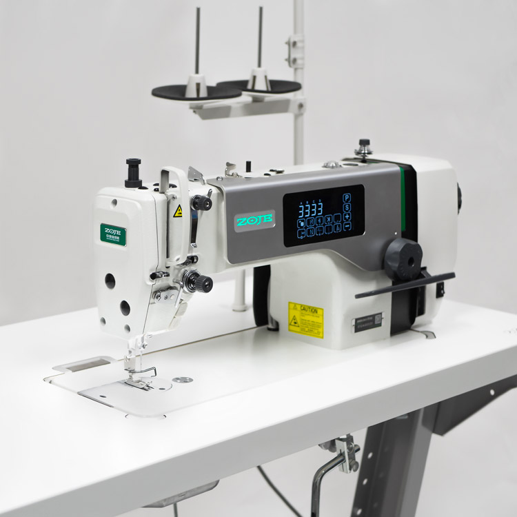 1-needle automatic lockstitch machine for medium and heavy materials with large hook and stitch length up to 7 mm - complete sewing machine