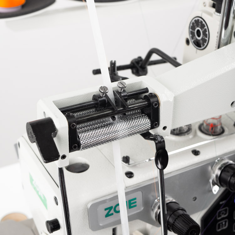 ZOJE B9500-13-02-MDK/60 SET - 2-needle, 4-thread mechatronic overlock for light and medium materials with mechanic tape metering device - complete sewing machine - 2 2-needle, 4-thread mechatronic overlock for light and medium materials with mechanic tape metering device - complete sewing machine
