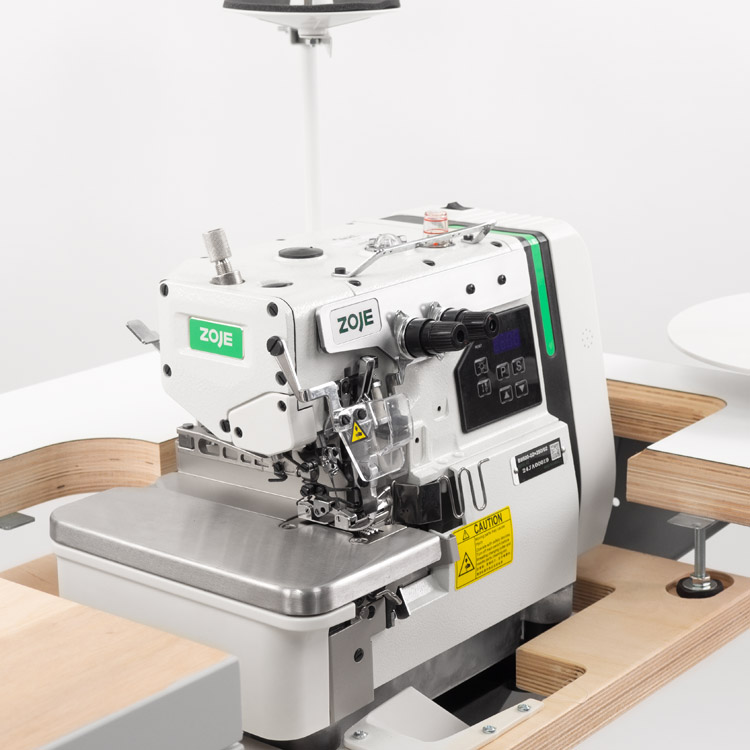 4-thread, mechatronic double chainstitch overlock machine with needles positioning - complete machine